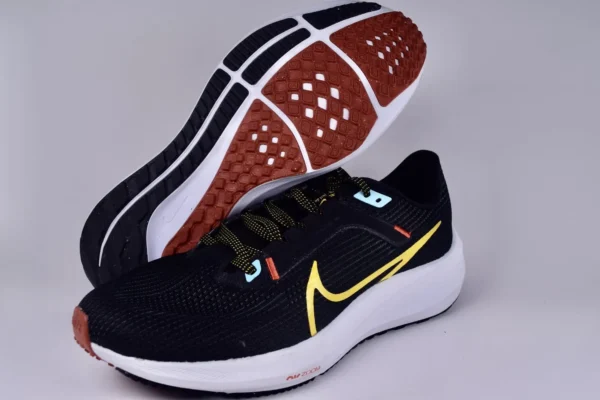 Nike Pegasus 40 Running Shoes