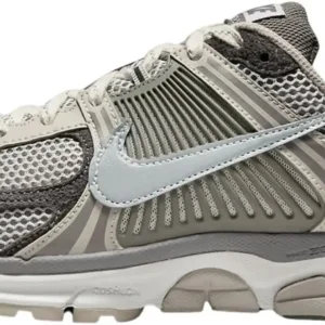Nike Vomero 5 running shoes